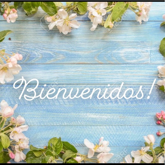 Meet your Posher, Carolyn - Picture 2 of 2